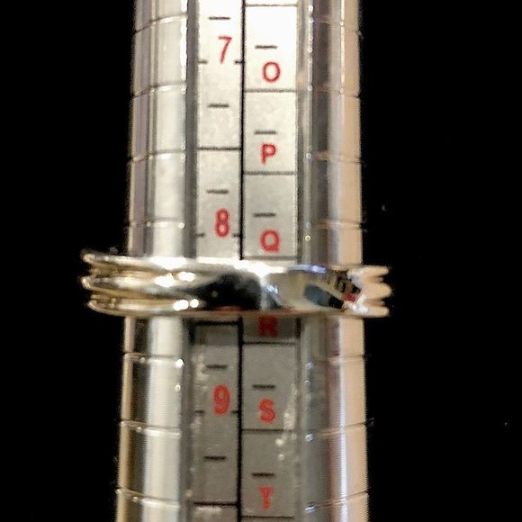 Fluted Sterling Silver Blue Topaz and Amethyst Ring Sz 7.5 - 8.5 - Picture 11 of 11